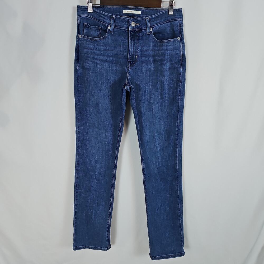 Levi's Womens Classic Straight Fit Jeans Sz. 8 Waist 29” Inseam 31” Blue Denim